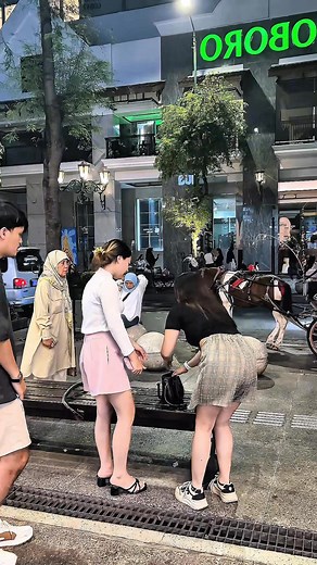 Prank ripped pants🤣 | Chashella