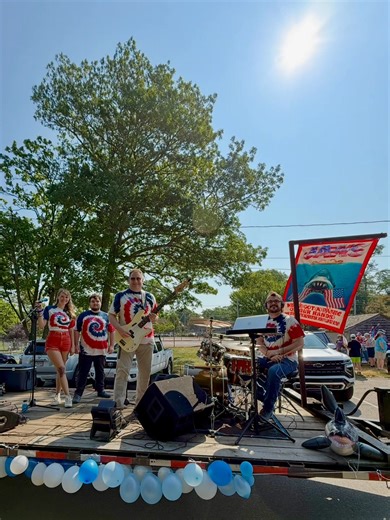 13K views · 191 reactions | The 2025 Orleans 4th of July Parade. Cape Cod, Massachusetts. Video by: Mark TR Filteau Mark's Music Cape Cod Cape Cod, Massachusetts | Cape Cod, Massachusetts | Facebook