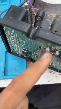 Luzes de ABS e ESP no painel do ECOSPORT/NEW FIESTA? Se tiver U3000 ou U3003 é módulo ABS!