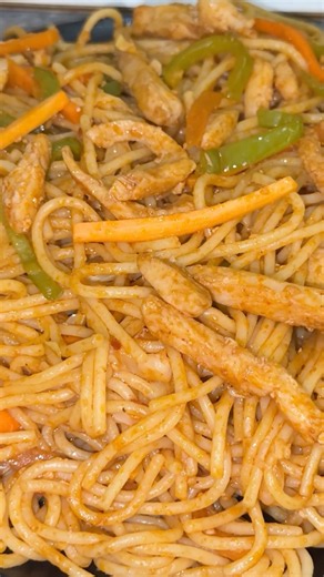 Restaurant Style Chicken Tikka Spaghetti #spaghetti #chickenspaghettirecipe #viralshorts #pasta