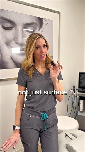 This is HALO, the treatment that transforms texture and sun damage. ✨ Halo helps: • Smooth fine lines • Even out tone + texture • Lift away sun damage • Stimulate collagen (not just polish the surface) That’s why patients call it their Halo glow. Save this if you’re ready to treat your sun damage, not just cover it up. ☀️ #SkinScienceMD #HaloGlow #HaloLaser #SunDamageRepair #CollagenBoost #PhoenixDermatology | Skin Science by Cynthia Price M.D. | Facebook