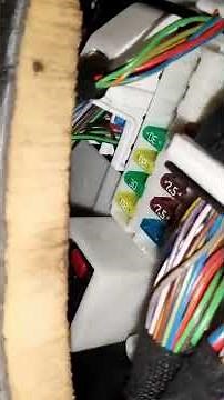 BMW F30 ,2015 .Horn fuse location. 8044A3 code.