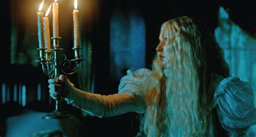 Before 'Frankenstein,' Stream Guillermo del Toro's Gothic Ghost Masterpiece