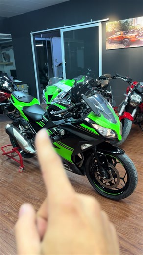Bán Kawasaki Ninja300 2017 với giá cực kỳ hấp dẫn