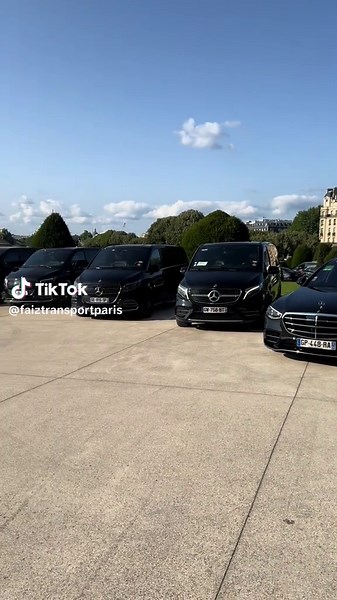 Besoin d’un chauffeur privé pour vos événements à Paris ? FAIZ TRANSPORT PARIS vous accompagne avec élégance, ponctualité et discrétion. Que ce soit pour un salon, un mariage, un déplacement professionnel ou un transfert aéroport, profitez d’un service haut de gamme sur mesure. Réservez dès maintenant : faiztransportparis@hotmail.com faiztransportparis.fr #ChauffeurPrivé #ParisTransport #EventDriver #SalonDuBourget #TransportVIP #LuxuryRide #FAIZTransportParis #VTCParis #Conciergerie