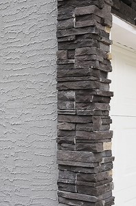 Stucco Contractors Winnipeg | Del's Exteriors Winnipeg