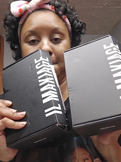 not a make up person but sometimes i wanna look made up. I was a bit shocked that it matched so well. uh oh...i think I like it! @IL MAKIAGE you made me a believer! #fyp #YoshiFact #ilmakiage #makeup