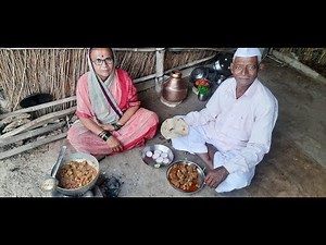 अंगच्या पाण्यात शिजवलेलं झणझणीत कोल्हापूरी सुक्कं मटण | Spicy Mutton Sukka Recipe | Tatyacha Mala