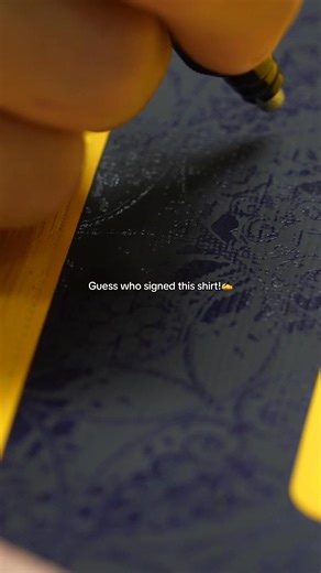 ✍️🤔 #SignedMemorabilia #football #Memorabilia | Icons.com