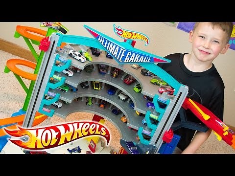 Hot Wheels Ultimate Garage & Team Hot Wheels Toy Cars