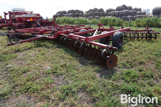 Case IH 3950 32' Rock Flex Tandem Disk W/3 Bar Harrow | Agriculture