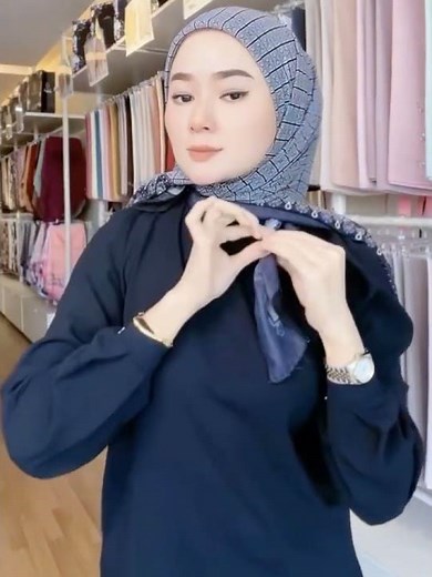 Tutorial Hijab Bawal: Cara Cepat Tampil Anggun dan Elegan! #hijabfashion