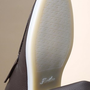 20 reactions | With a strong focus on timeless style, artisanal craftsmanship and the finest natural materials, Aurélien presents a collection of pure luxury at an elegant price point. Discover the collection. | Aurélien | Facebook