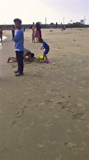 Munambam Beach #munambam #beachday #shortsviral #shortsfeed #shorts #kochi #cheraibeach #beach