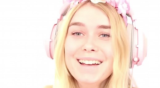 Playing Adopt Me UPSIDE DOWN! | Upside Down Pets & Rare Finds!