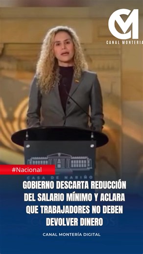 La ministra del Trabajo, Natalia López Fuentes, salió al paso de los rumores sobre una posible reducción del salario mínimo en Colombia y aseguró que el incremento del 23 % establecido para 2026 continúa vigente. La funcionaria explicó que, aunque el Consejo de Estado estudia demandas contra el decreto que fijó el aumento, esto no significa que los trabajadores deban devolver los salarios recibidos ni que se haya ordenado disminuir sus ingresos. Actualmente, el salario mínimo se mantiene en $1.7