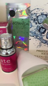 Add even more to your Spring Box! Sign up today and get access to our Spring Edit Sale for up to 70% off top products and brands 朗 The sale is open to all members 4/5 - 4/9! For a limited time, new members, use code SPRINGEDIT to get your first box for just $39.99  | FabFitFun | Facebook