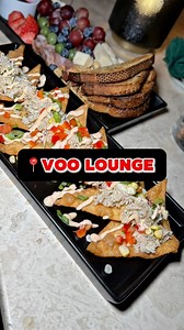 ✨🍹HOOD DUDE REPORTING LIVE FROM VOO LOUNGE. 📍Voo Lounge. 1214 Baltimore Ave, Kansas City, MO 64105. Slid into a tiki cocktail class—Carlos made a banana daiquiri so good I almost hijacked the rum bottle 😮‍💨 Then the band kicked in and the crab wonton nachos had me eating like royalty. Charcuterie was hittin’, but I still asked for crackers. Wrapped it all up with that skywalk view at the Downtown Marriott. #WeBike #VooLounge #hotelreview #kcdrinks #HoodDudeApproved #boujietaughtme #poundtown