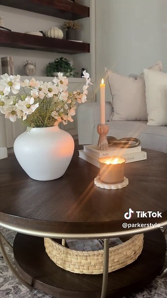 Simple Coffee Table Styling Ideas for a Minimalist Home