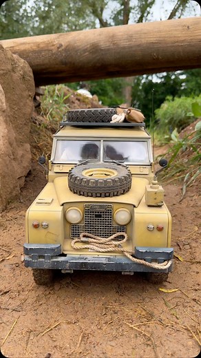 1.5K views · 2.2K reactions | Scale RC Land Rover Series II Trophy Off Road 4X4 Boom Racing BRX02 Land Rover Series RC Adventures #rc #foryou #scalerc #rcadventure #offroadadventures #rc4x4 #offroad #offroadrc #rcadventure #rcscale #trophy #boomracing #rccrawler #scalecrawler #rccar #realisticrc #landrovertrophy | Maxee RC | Facebook