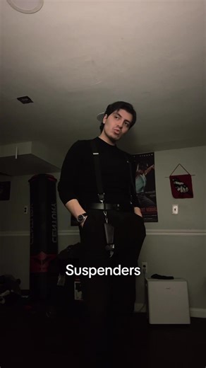 How many of my fashion peeps still rocking #suspenders ? #fashion