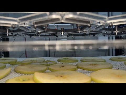 Energy-efficient cooling thanks to ionic wind