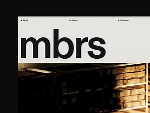 Logo scroll animation - Awwwards