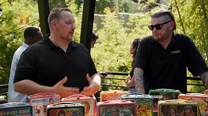 127K views · 1.2K reactions | Un cliente lleva una litografía original de Capitán América y Linterna Verde, hecha y firmada por Mark Nodell, creador de Linterna Verde. Pide $10.000 por la pieza. ¿Qué dirá el experto sobre valor de mercado?  ¿Te gustó este video? Cuéntanos por qué abajo en comentarios. #ElPrecioDeLaHistoria | HISTORY | Facebook