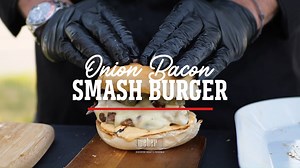 1.4K views · 232 reactions | Questi Bacon Onion Smash Burger preparati da Sergio Oria con il Genesis EX 335 diventeranno il tuo nuovo piatto preferito! Segui la ricetta e posta nei commenti i tuoi burger spettacolari  #iogriglioconweber #Weber #BBQ | Weber Barbecue Italia | Facebook
