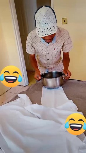 DIRECTOR NAIZA BOOM (OFFICIAL) (@naiza_boom_comedy)’s videos with Laughing - Gianluca Marino