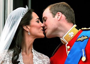 First kiss proves a popular modern tradition of royal weddings