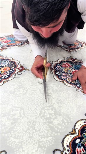 Explore Stunning Carpets and Rugs for Your Home