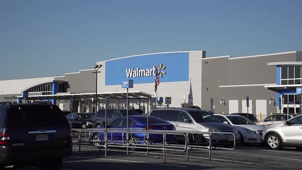 Walmart bets on AI 'super agents' to boost e-commerce growth