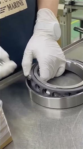 Installation process of bearing rollers