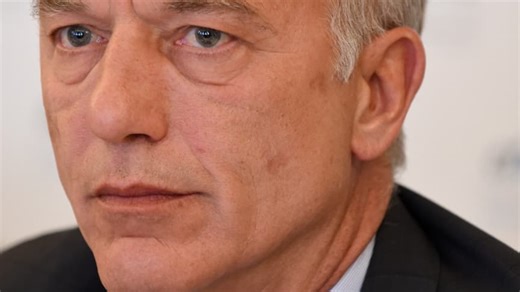 Baisse d'impôts, fin du "délire réglementaire"... Les propositions de Patrick Martin, candidat à la présidence du Medef