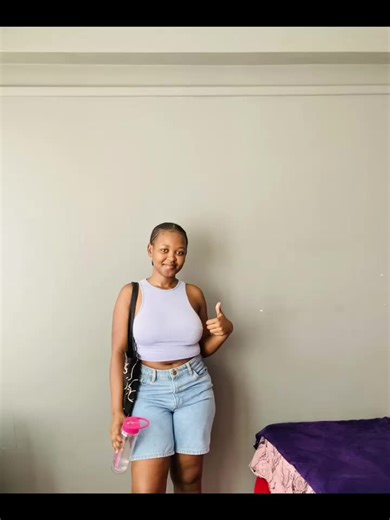 Vlogging? Is not easy, who ever said kulula ebexoka!😭😭😭 S/O to @Naledi Eti. #student #campus #fypp #blo #mangaung #bloemfontein #SAMA #ootdinspo #fyppp