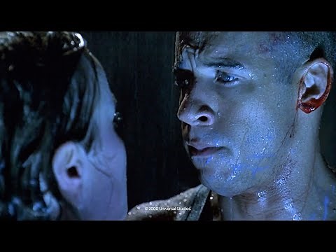 Pitch Black: Rescuing Riddick (HD CLIP)