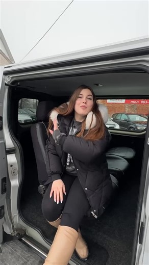 Renault Trafic 🔴 Рік: 2004 🔴 Пробіг: 351тис. км. 🔴 Двигун: 1.9( Дизель) 🔴 Коробка: 6-ти ступка механіка 🔴 Привід: передній 🔴 електро регулювання дзеркал, передні електро скло підйомники, гідро підсилювач керма , мультимедіа , ABS , AIRBAG, центральний замок, груз-пасажирський, рейлінги , фаркоп. 💵 Ціна: 7 200 $ 💬 Обмін | Кредит | Лізинг | Торг 🤑 Розрахувати авто в кредит АВТОРИТЕТ СМІЛА 📍 Автосалон “Авторитет Сміла” Черкаська обл., м. Сміла, вул. Тараса Шевченка, 81 📞 Телефон: 380 73 