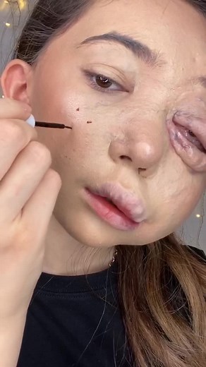 get ready with me☺️✨ #makeup #trend #transformation #makeupbase #howto #eyeshadow #freckles @nyxcosmetics_uk #natural