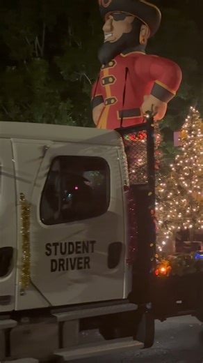 A magical night worth reliving! 🌟 Our VC family brought the sparkle to Victoria’s Lighted Christmas Parade — complete with Dr. Jennifer Kent as Mrs. Claus, Captain Vic, the STEM bus, and snow drifting through downtown. ❄️ What a magical way to celebrate VC's 100th anniversary! #VC100 #HappyHolidays #VictoriaCollege | Victoria College