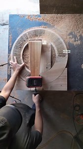 121K views · 527 reactions | world class woodworking skills #woodworking #carvingtool #ideas #carpentery #wood #tools | Woodworking CLASS | Facebook