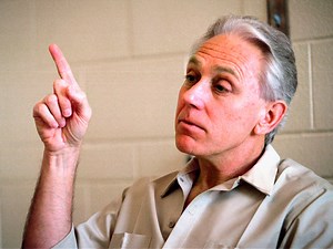 Ex-Army officer who killed wife, kids in ‘Fatal Vision’ case wants to be freed from prison