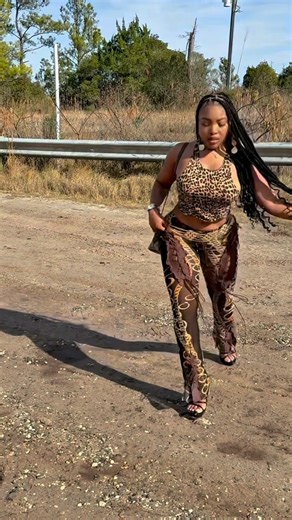 KaMillion on Instagram: "He put me out cuz I said I rather go to @crwdcntrol next Sunday over meetin his blind mama for the first time. Oh well, on feet is it 😂 . Jan 18th I’l get der by then. Meet there Tix link in my bio"