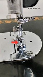 needle breaking fixed ✅ #sewingmachinerepair #sewingmachine #sewingmachineproblems #sewingmachineservice #silaimachine #silaimachinerepairing #sewingcommunity #sewingtipsandtricks | Sew & Style Tips