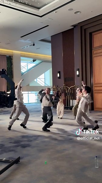 TEN的舞蹈惊艳表现