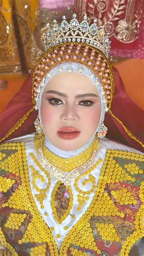 09.27.25 | BRIDAL MAKEOVER PROCESS Elegance, sophistication, and timeless beauty — effortlessly yours. Here's the transformation journey of my radiant and stunning bride, Ma'am Jia! #MakeoverByMong #bridalmakeupbymong #makeoverbymongtrademark #hmuamong #BongaoFemaleMUA #TawiTawiMakeUpArtist #everyoneシ゚ #fbreels2025ツ #fypシ゚ @highlight | Marwin Nin