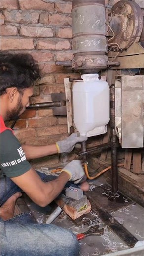 Plastic Container Making Process with Machine Support