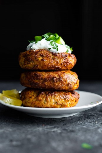 Air Fryer Salmon Patties (Golden   Crispy) - sweetpeasandsaffron.com