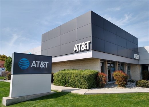 How to earn $500 a month from AT&T stock ahead of Q1 earnings