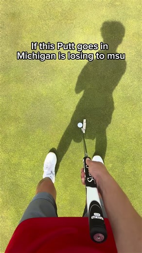 #fyp #blowup #golf #masters #msu #muckfichigan #putting #onehand #superstrokegolf #fypppppp